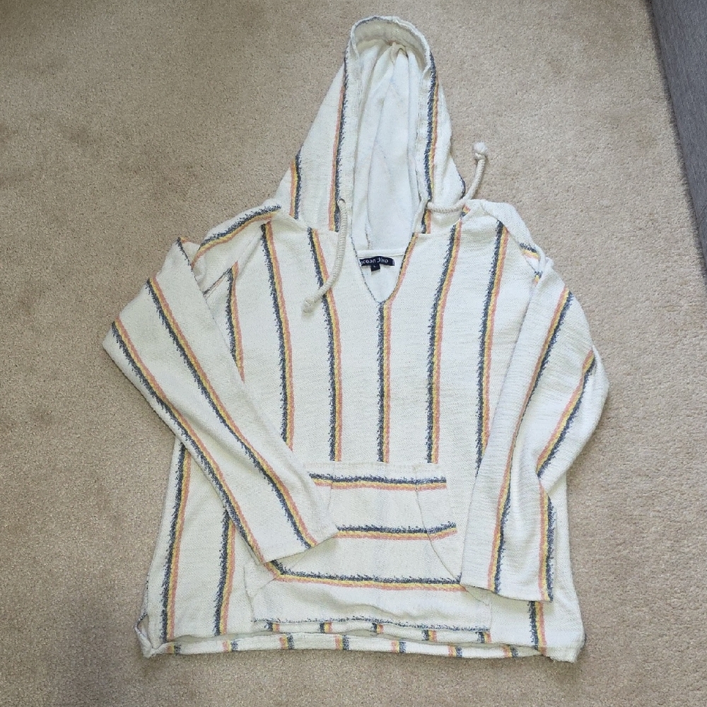 Ocean Drive Cream and Gray Knit Hoodie
